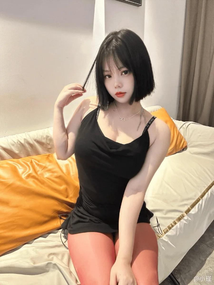 抖音小瑾 小瑾儿写真合集 824P 122V 3.5G 高清打包下载